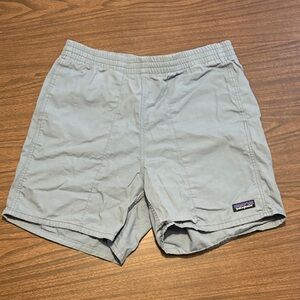 Patagonia Shorts Men's Medium Funhoggers Shorts 6"